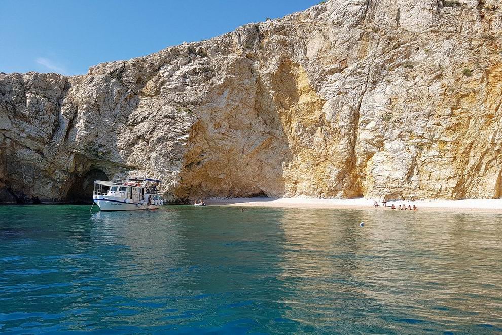 Krk-sziget, Vrbnik, Uvala Vaja strand