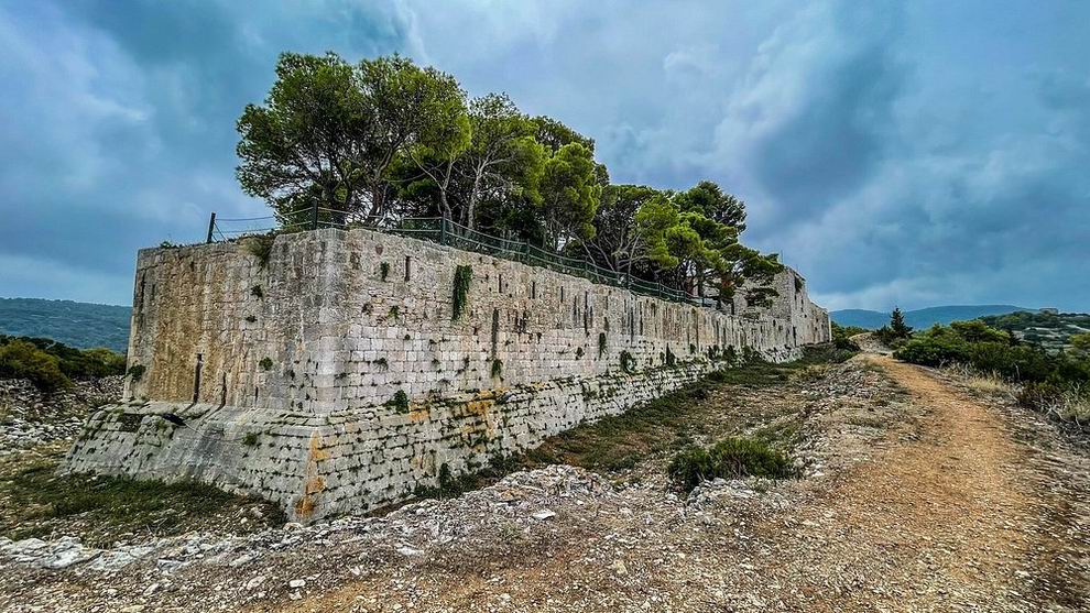 Vis sziget - Fort-george erőd