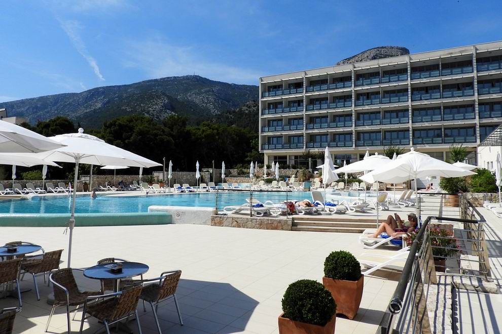 brac sziget szállás - Bol Bluesun Hotel Elaphusa 