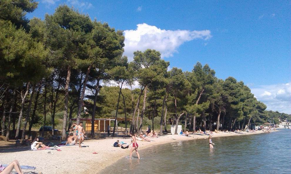 Pirovac strand