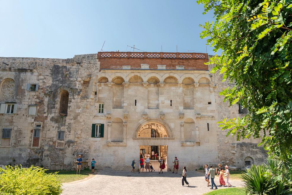 Split Aranykapu