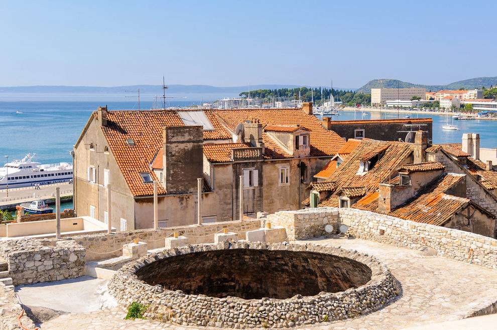Split Vestibul